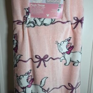 Disney Aristocats Pink Plush Throw Blanket 50" x 70" NEW